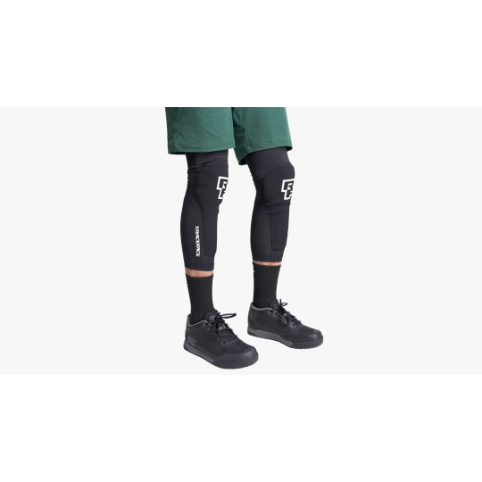 OCHRANIACZ KOLAN RACE FACE CHARGE KNEE, BLK,