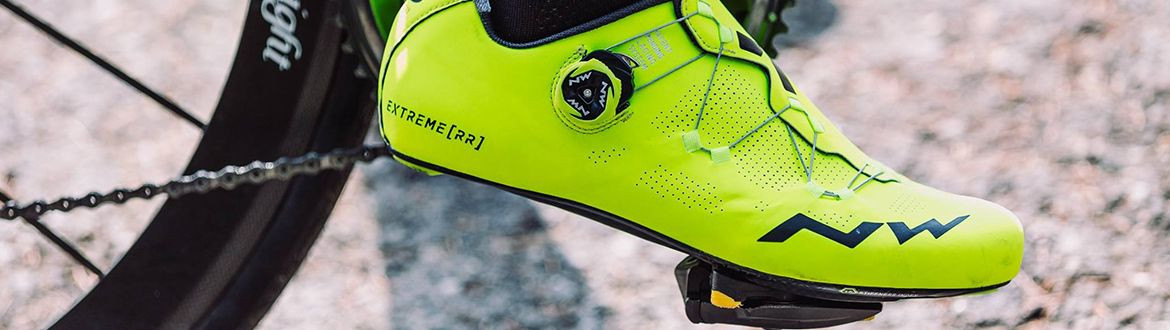 Wybierz idealne buty rowerowe szosowe dla maksymalnej wydajności!